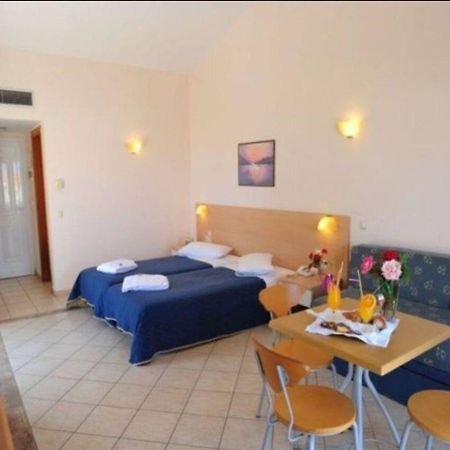 Thinalos Aparthotel Ахарави Екстериор снимка