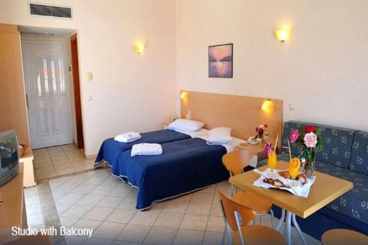 Thinalos Aparthotel Ахарави Екстериор снимка