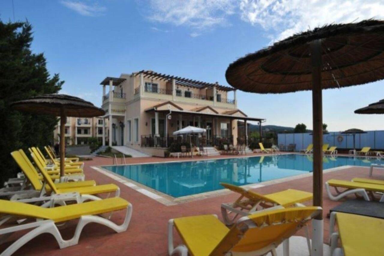 Thinalos Aparthotel Ахарави Екстериор снимка