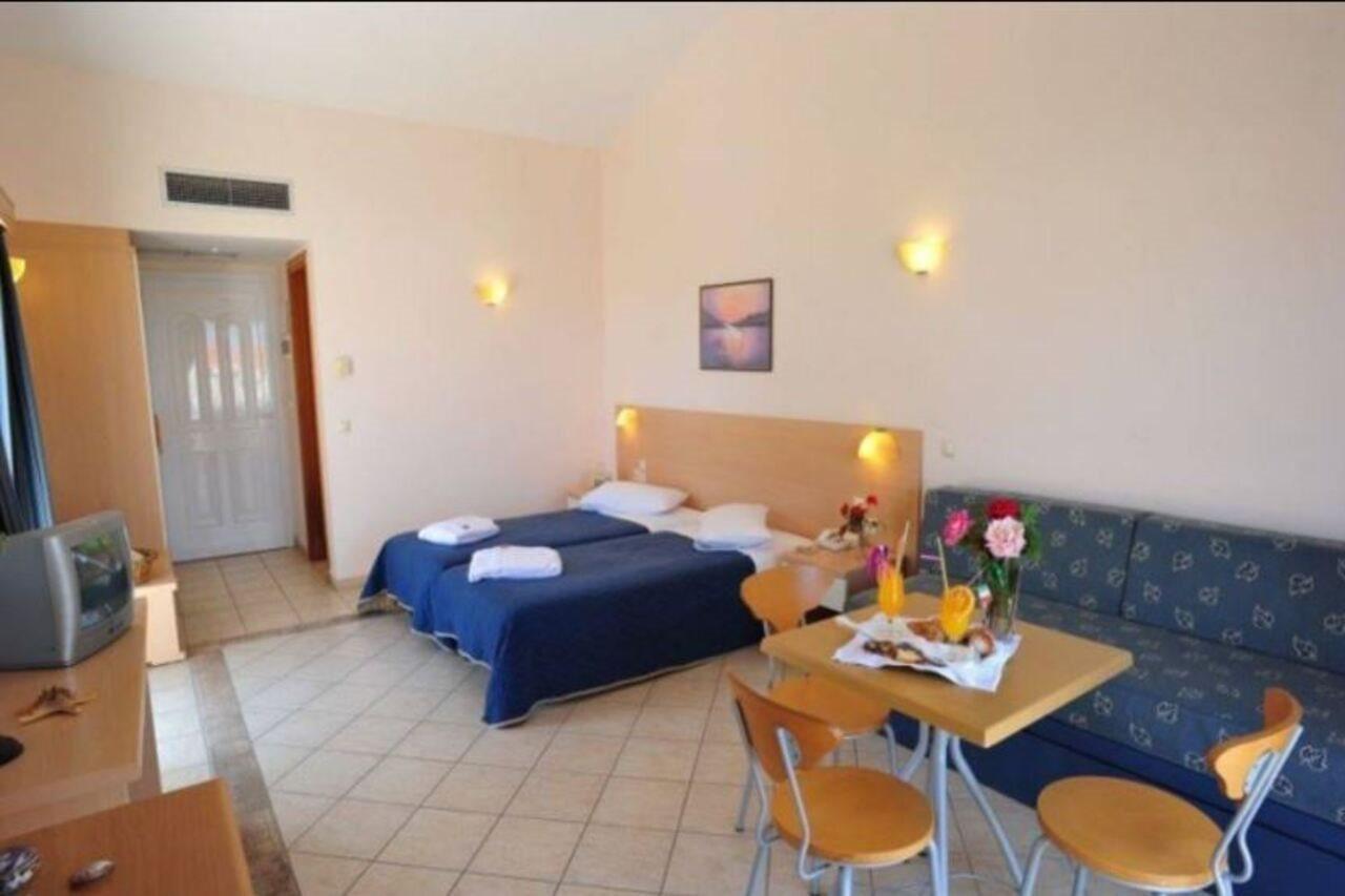Thinalos Aparthotel Ахарави Екстериор снимка